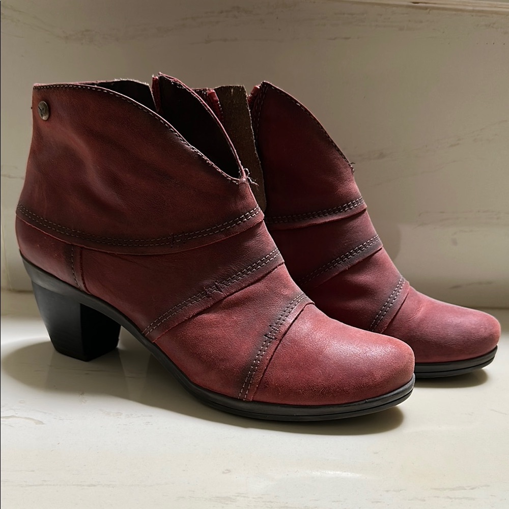 PIKOLINOS Red Ankle Booties with Chunky Heel
